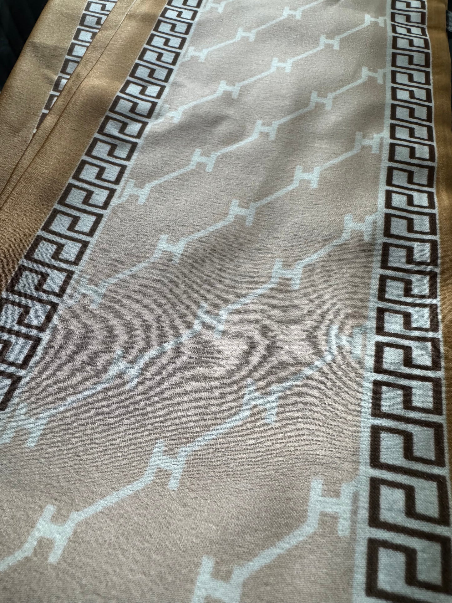 £3 Scarf Sale - Thin Scarf