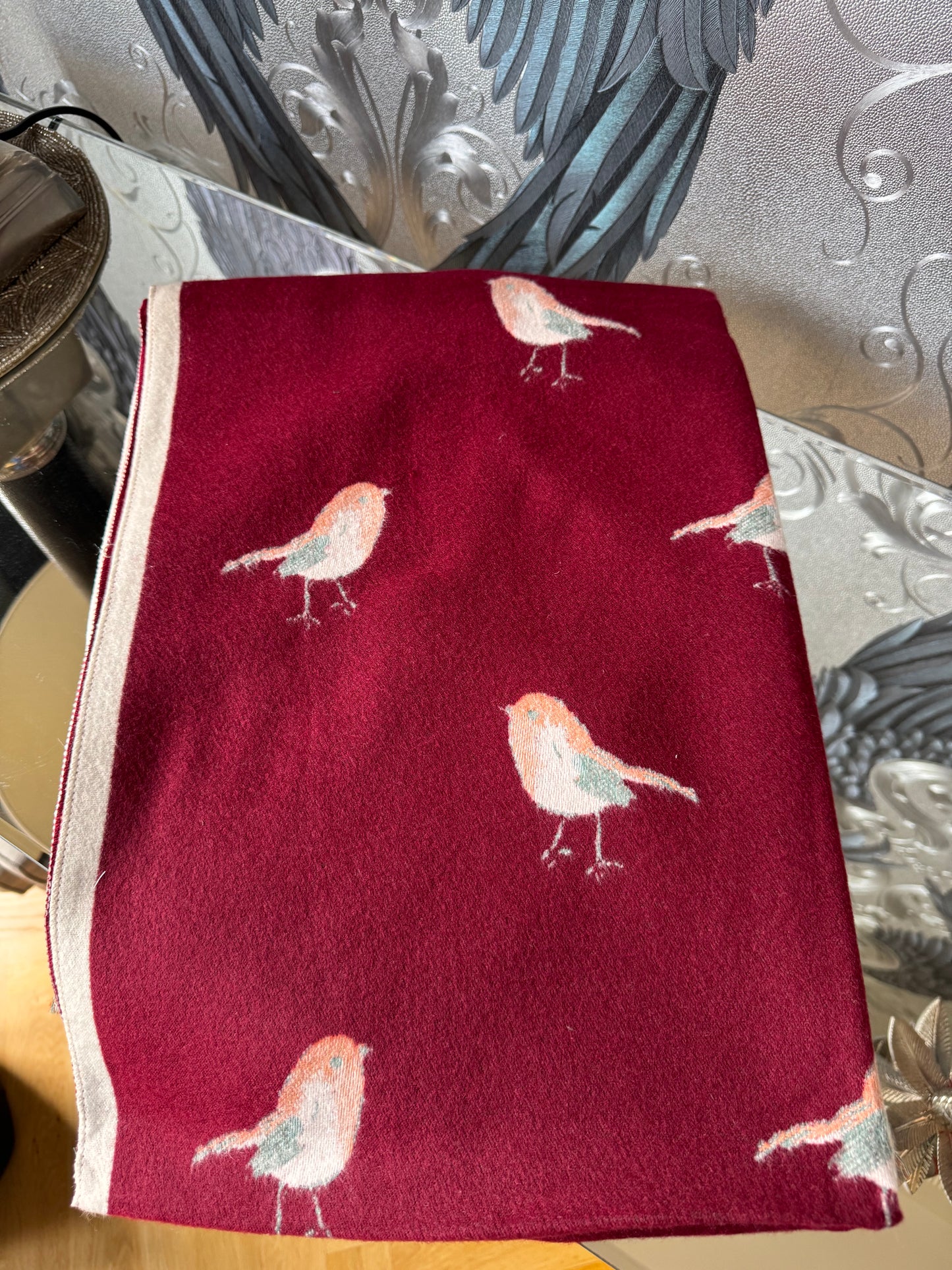 Robin Scarf