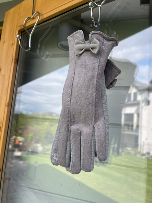 Grey Bow Gloves