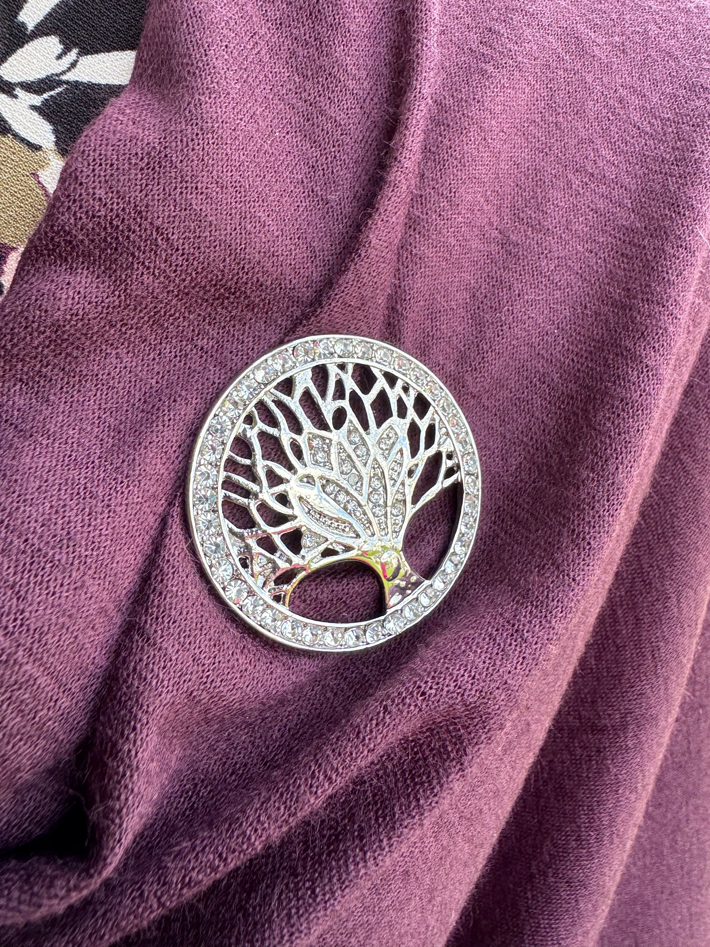 Magnetic Brooches
