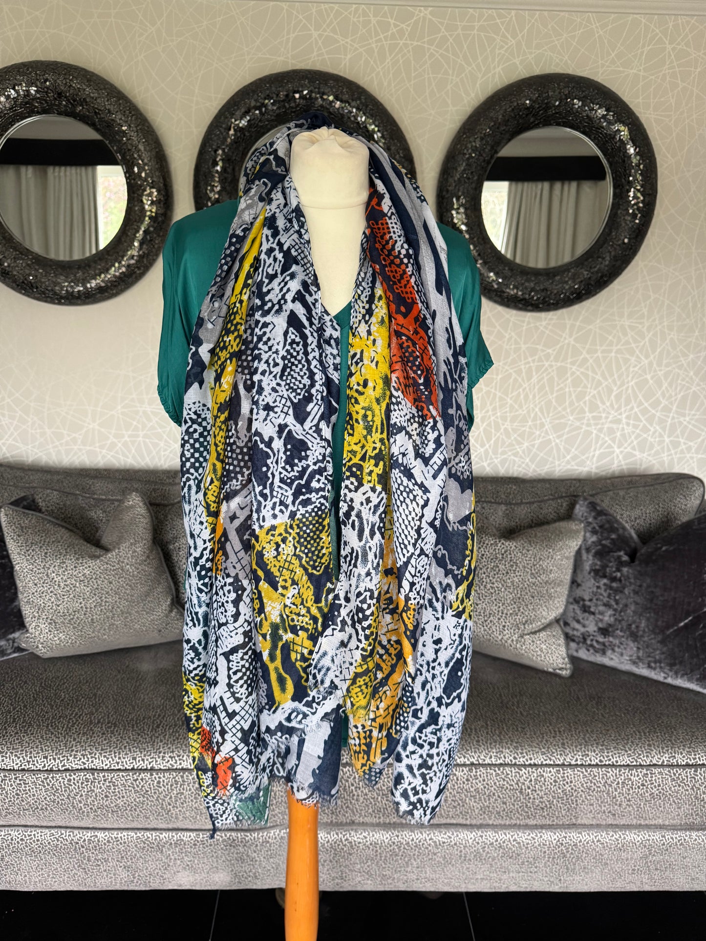 £5 Scarf Sale