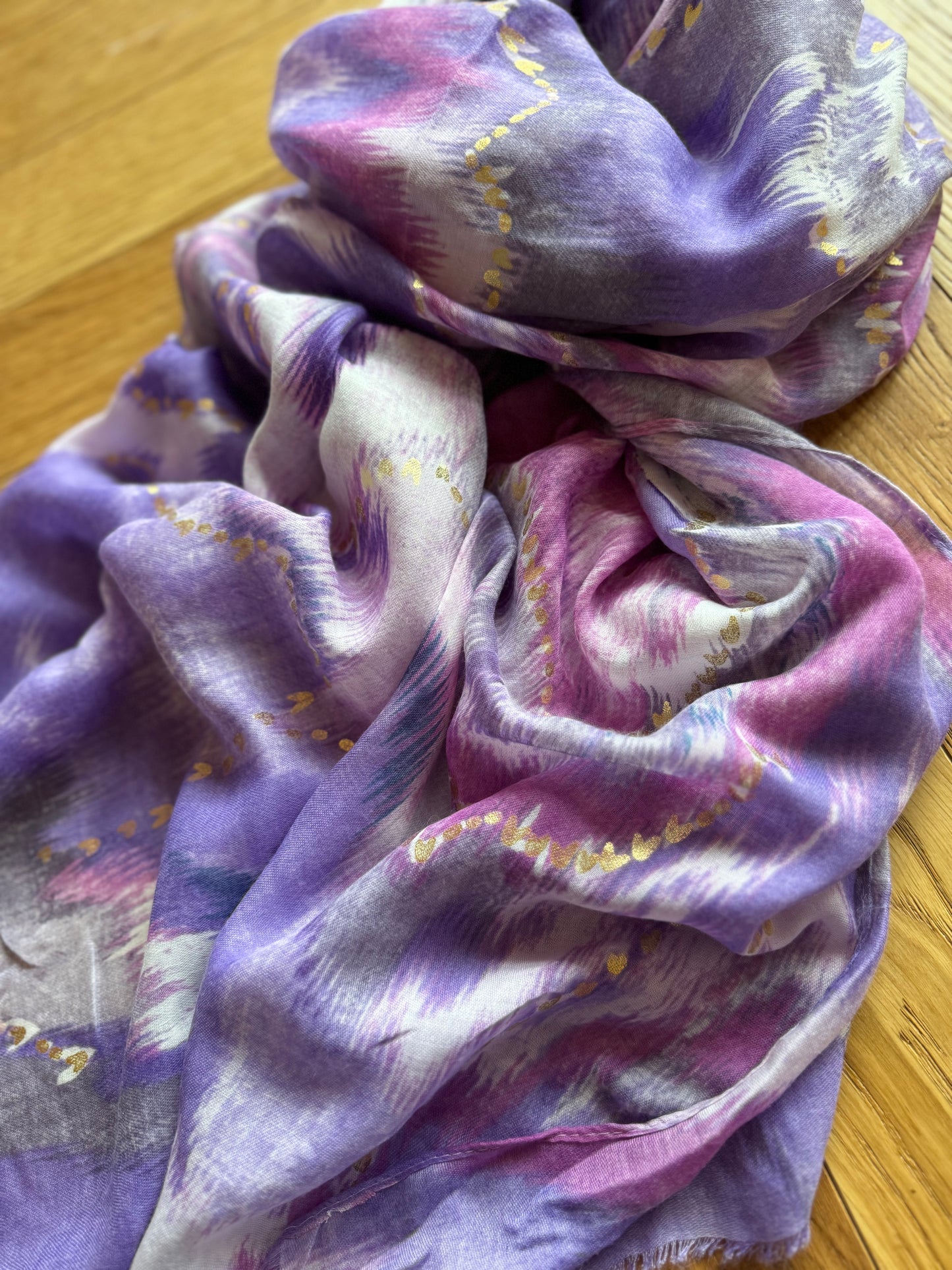 Wave scarf with gold foil