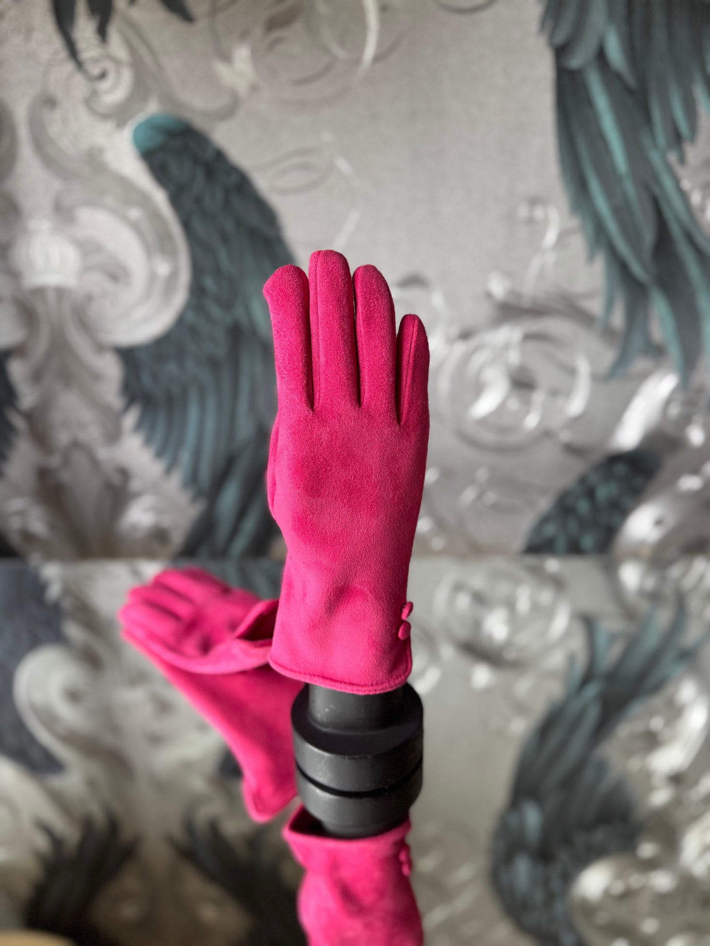 Button Gloves