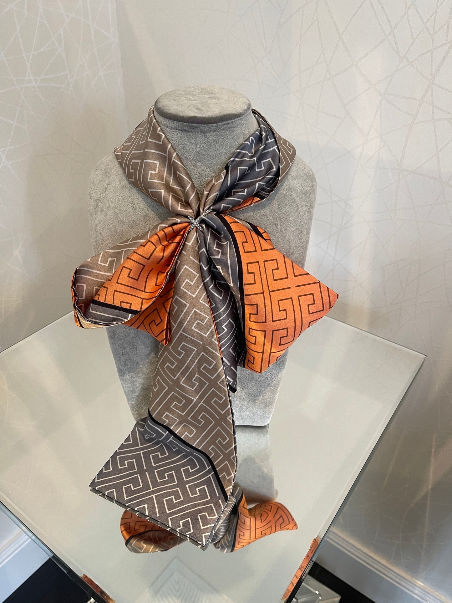 £3 Scarf Sale - Thin Scarf