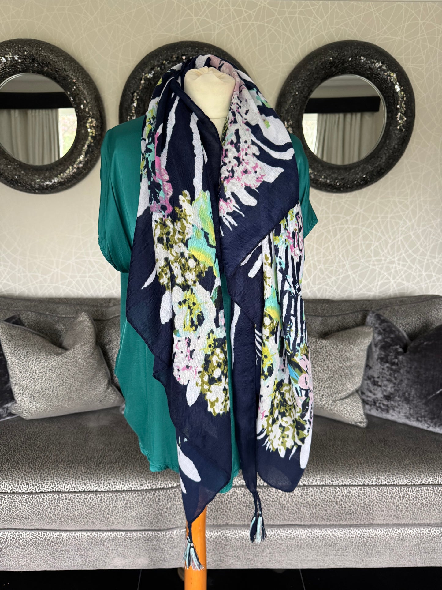 £5 Scarf Sale