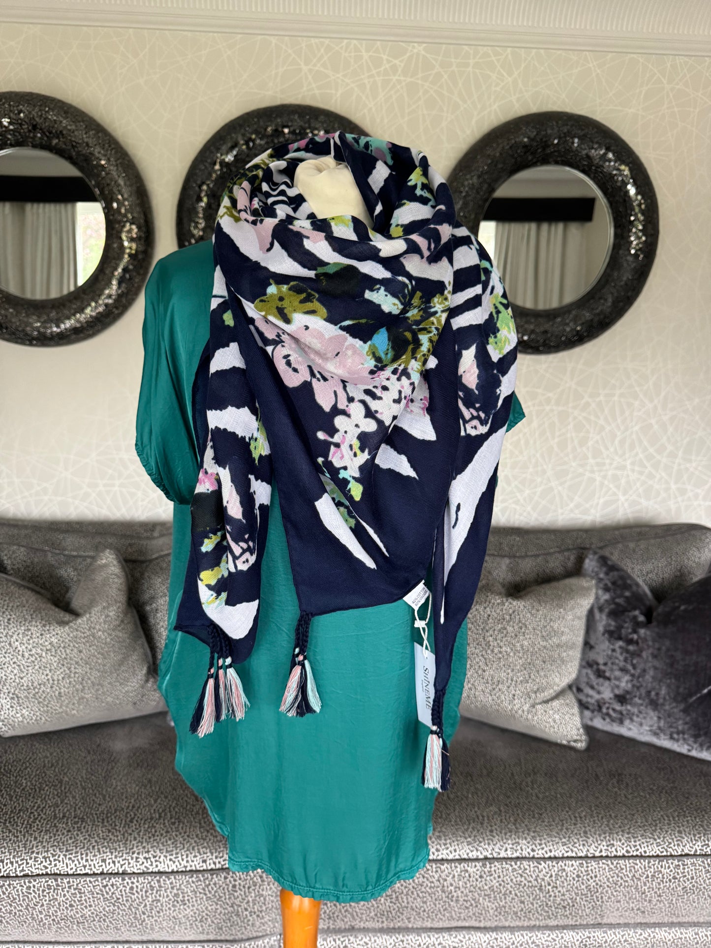 £5 Scarf Sale