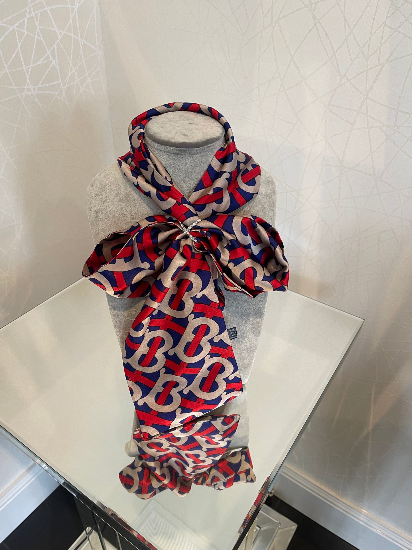£3 Scarf Sale - Thin Scarf