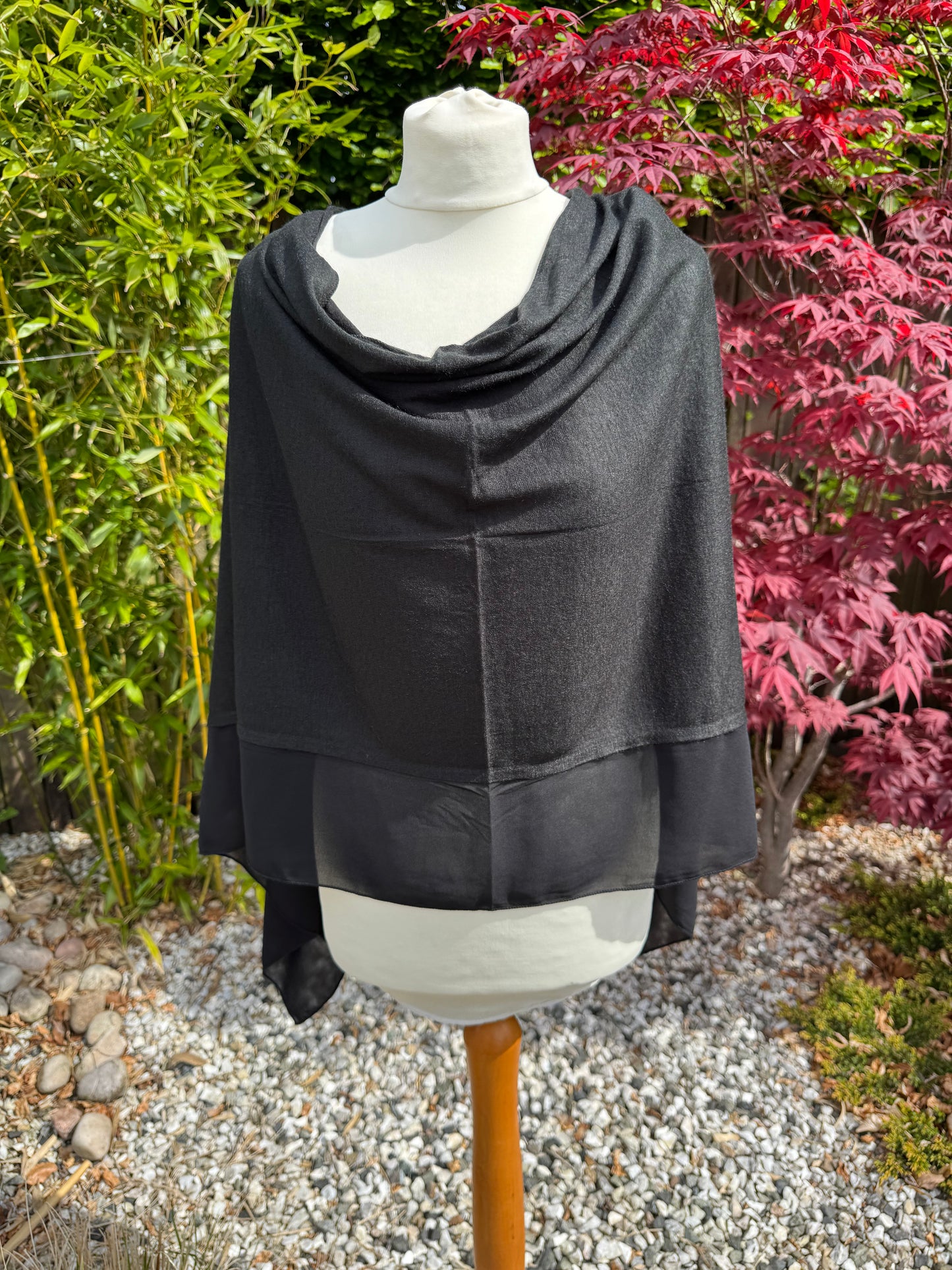 Lightweight Chiffon Edge Poncho