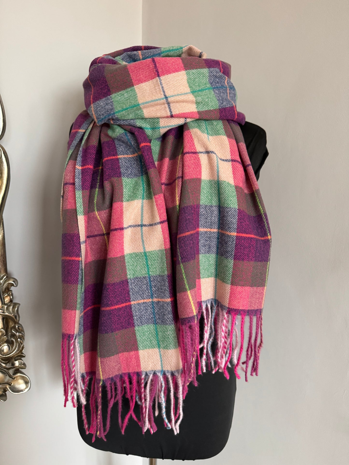 Cashmere Blend Tartan Scarf