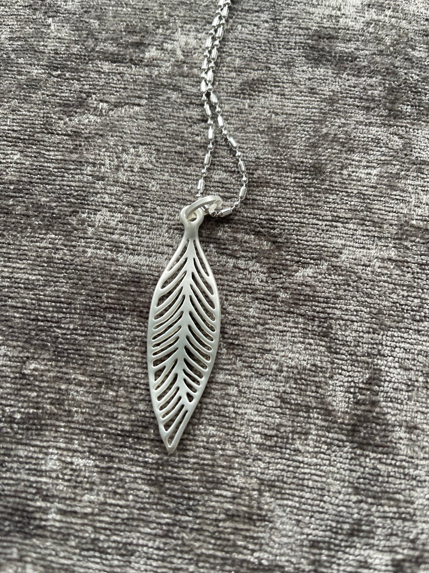 Feather Long Necklace