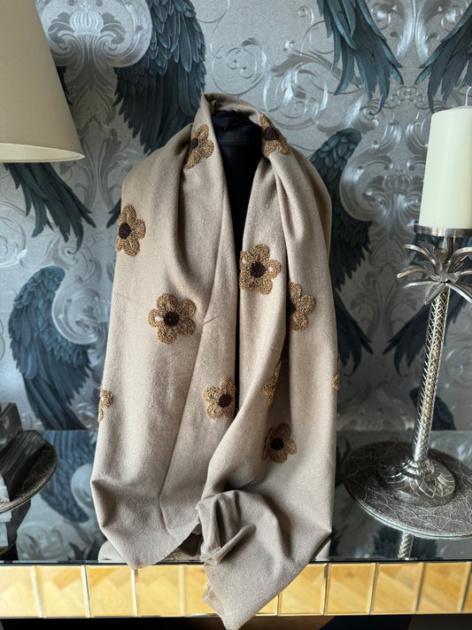 Daisy Scarf