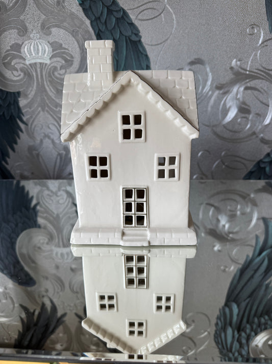 XL LED House