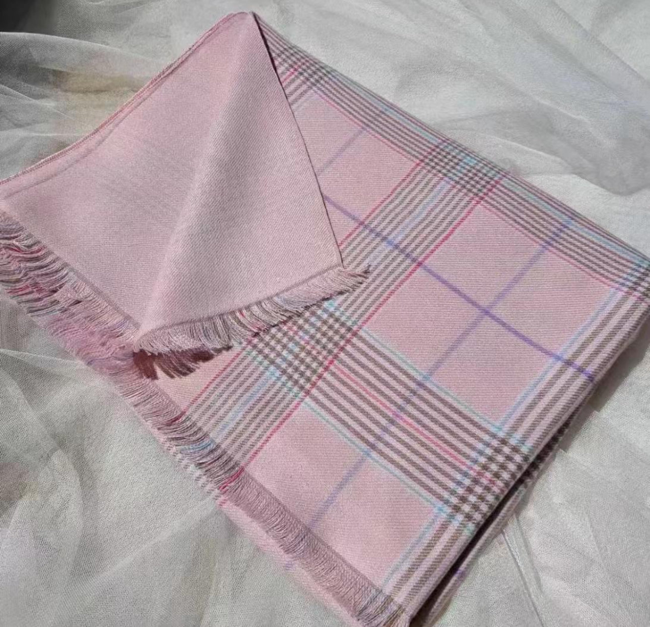 Soft Checked Scarf
