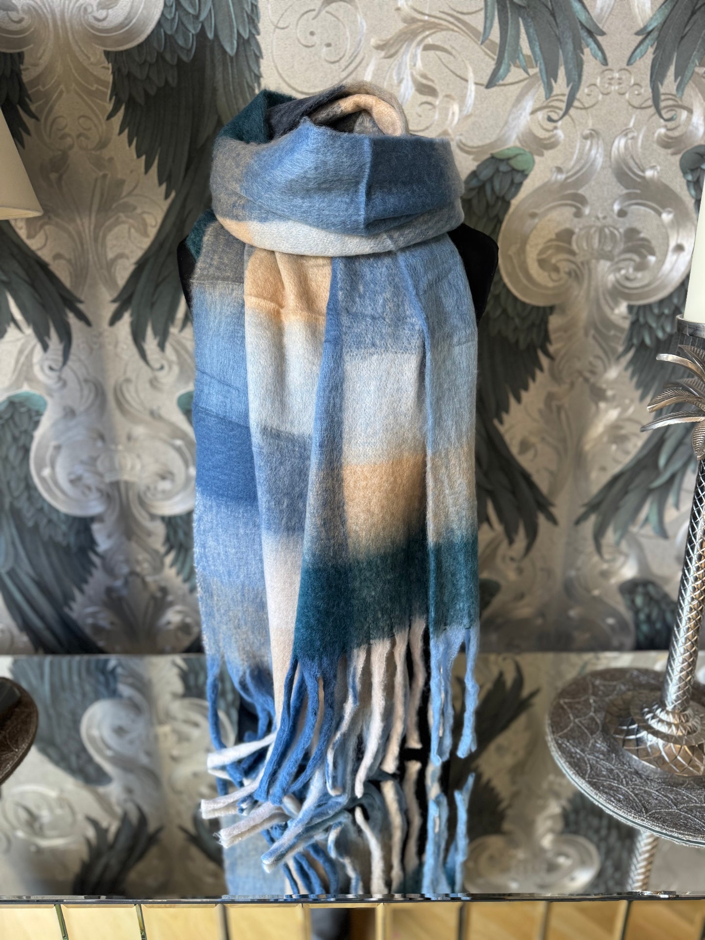 Fluffy Checked Scarf