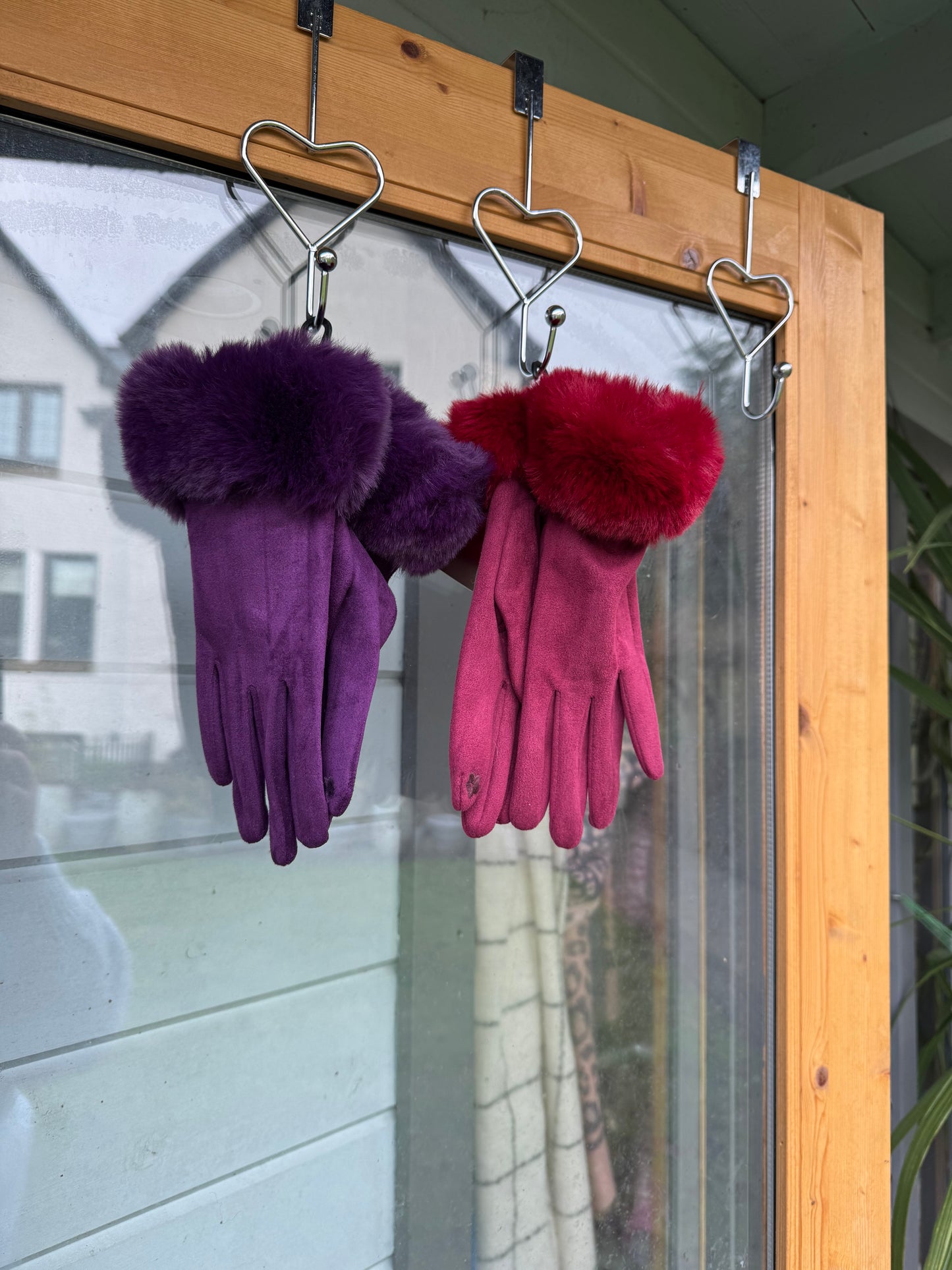 Fluffy Cuff Gloves