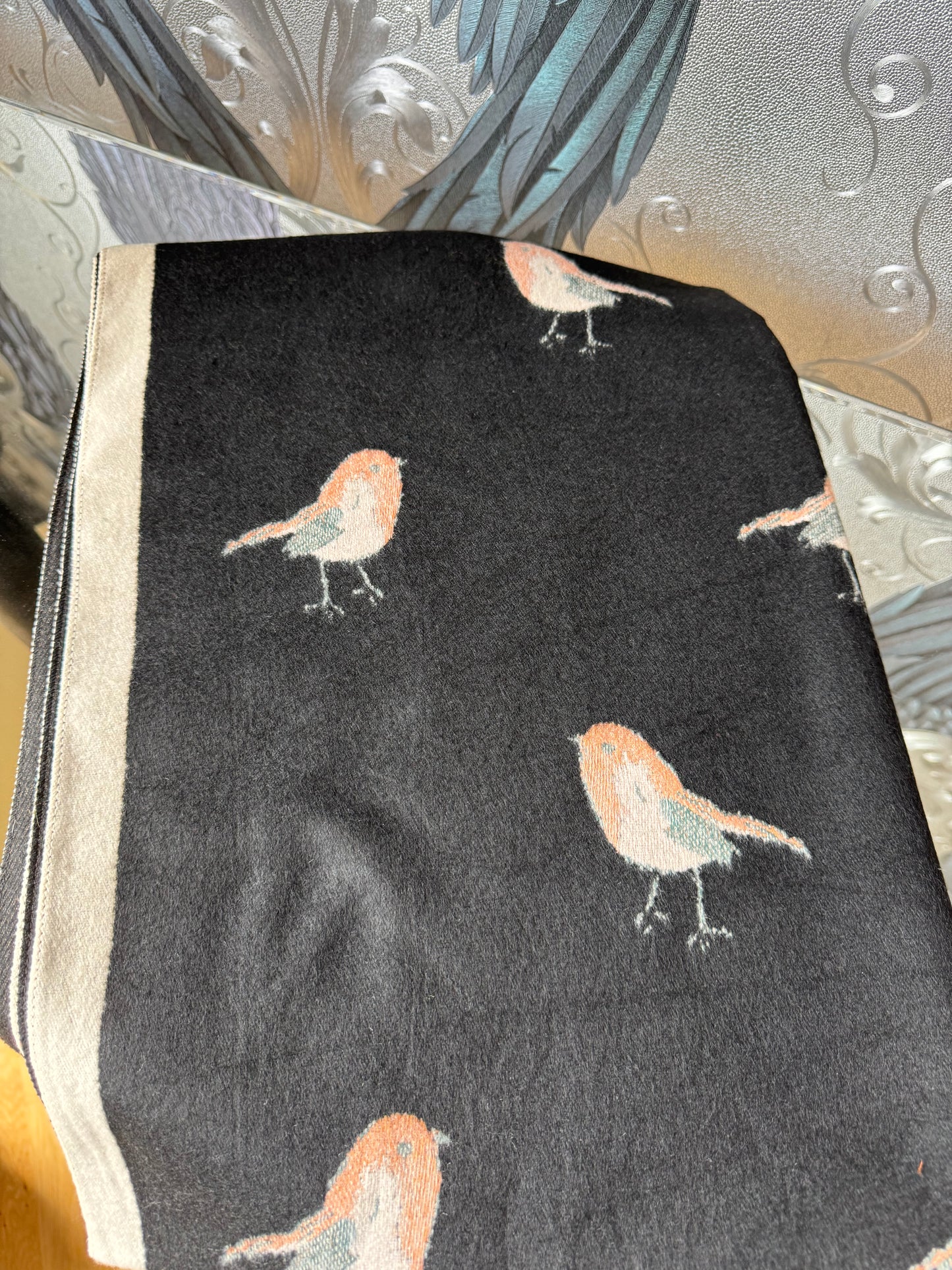 Robin Scarf