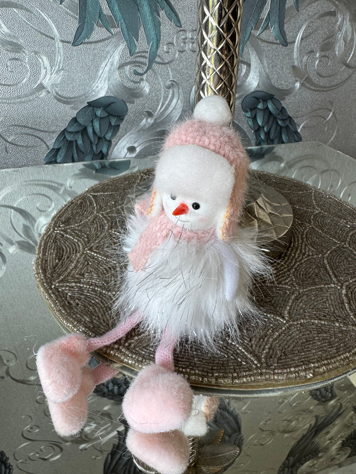 Sitting Fluffy Snowman