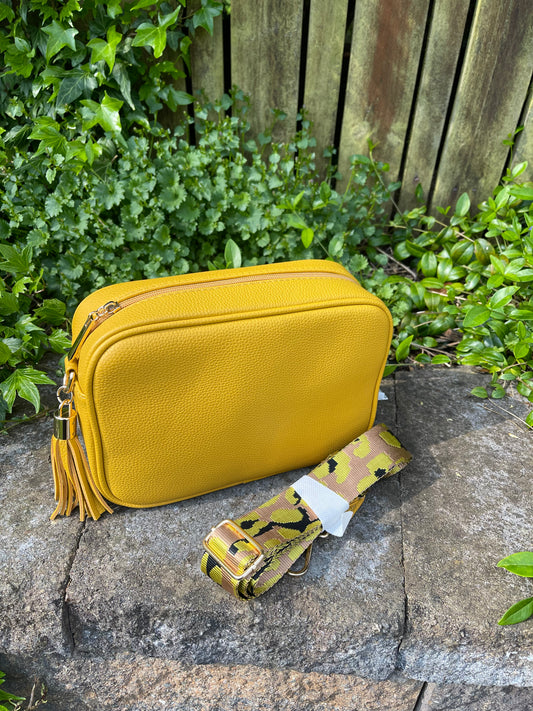 Camera Bag with fabric strap
