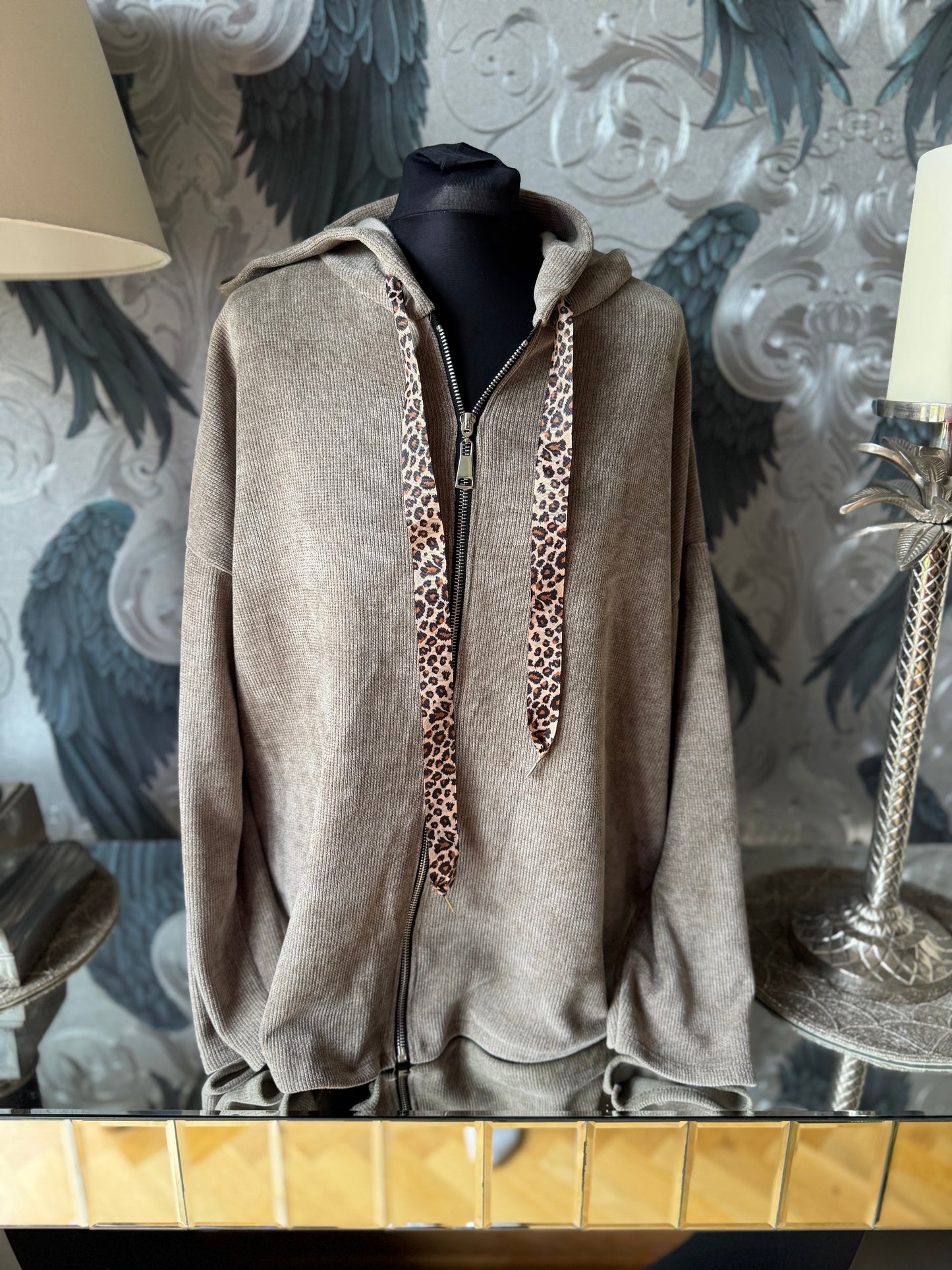 Zipped Hoodie with Leopard Ribbon