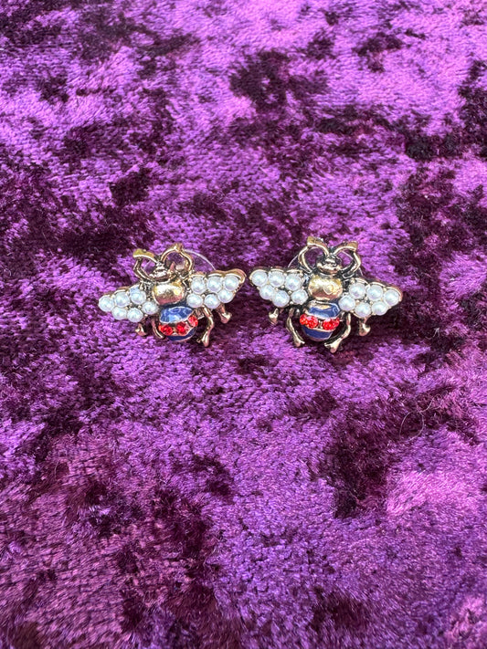 Bee Stud Earring