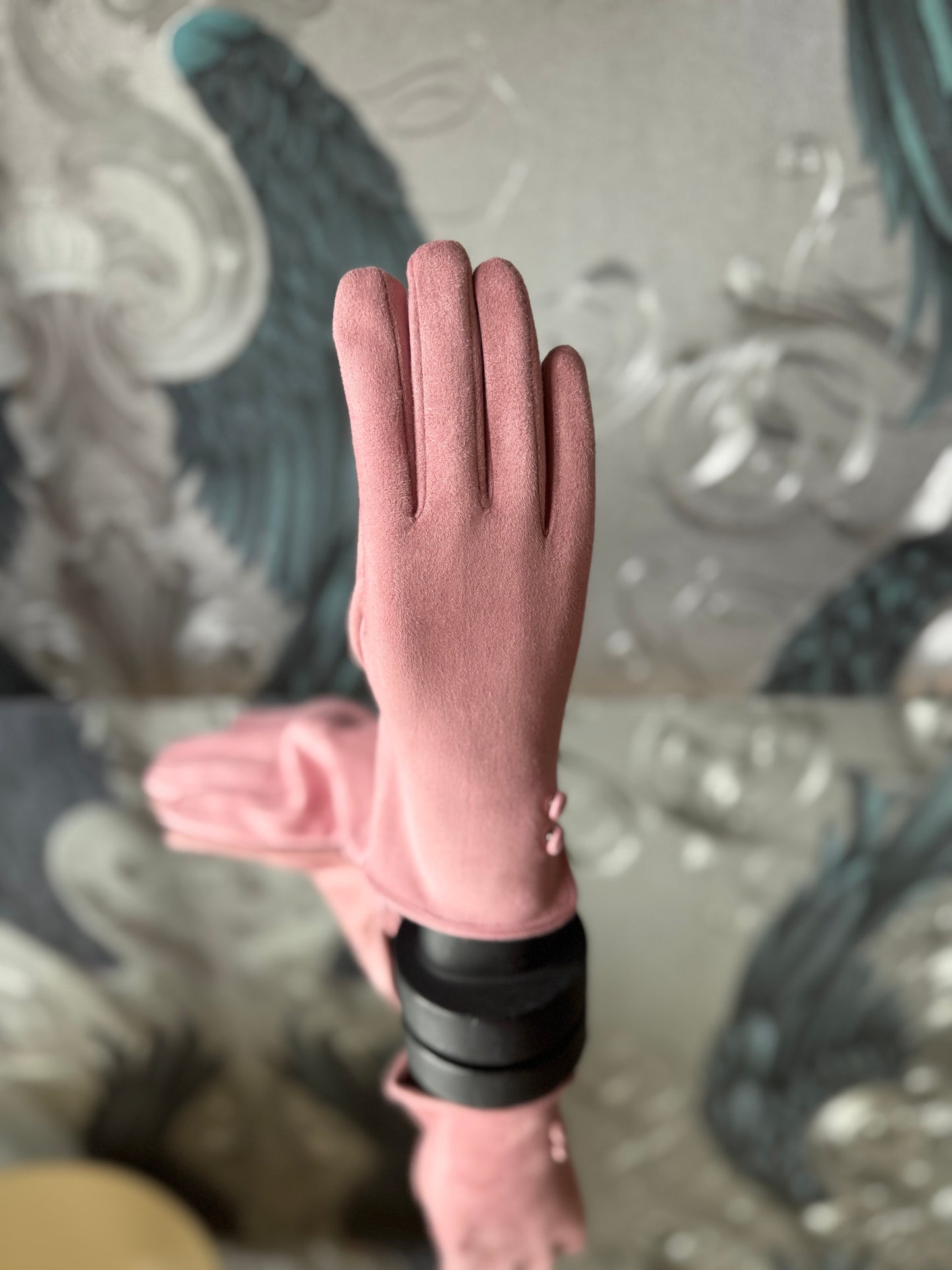 Button Gloves