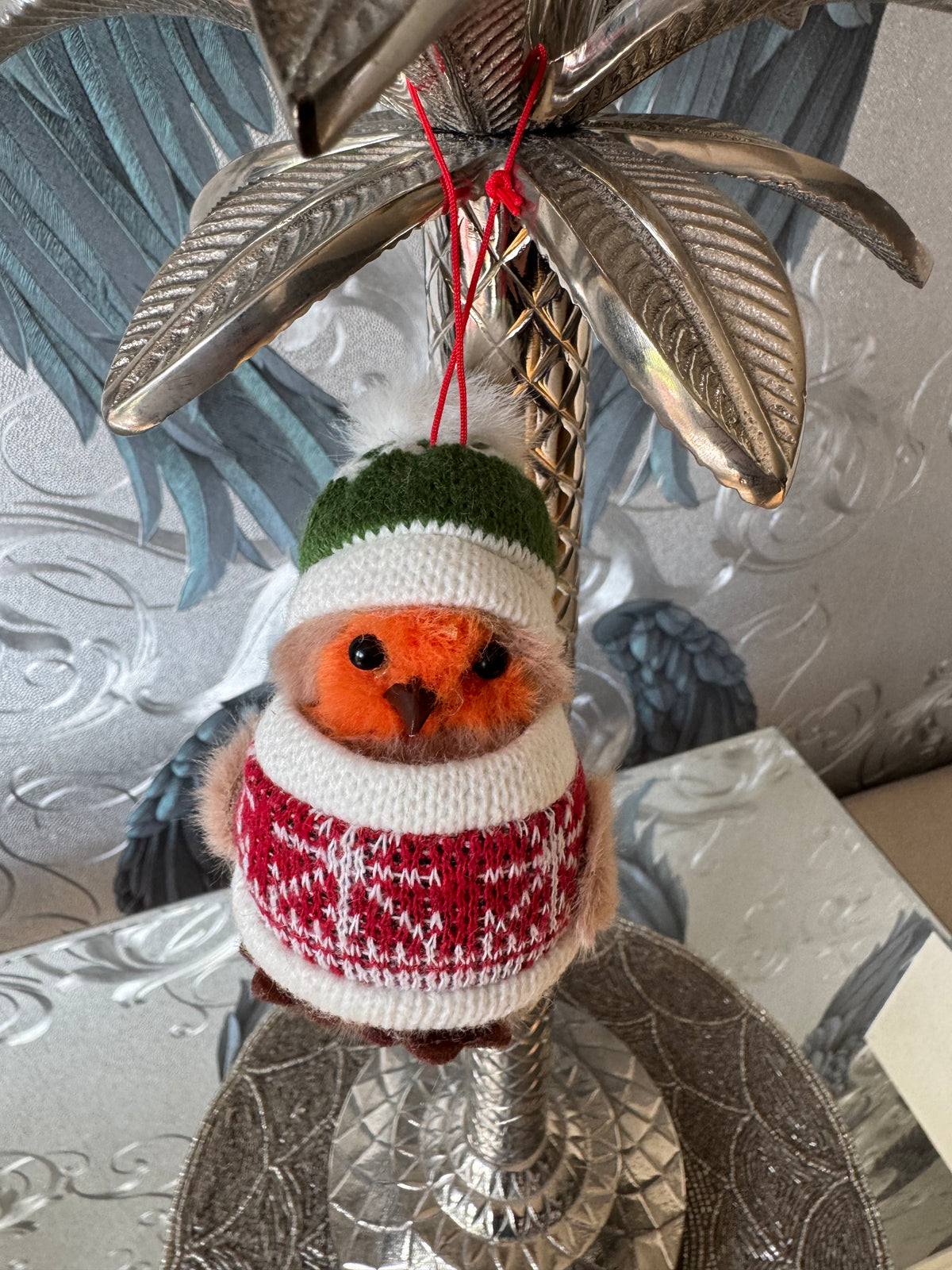 Robins In Jumpers Decorations