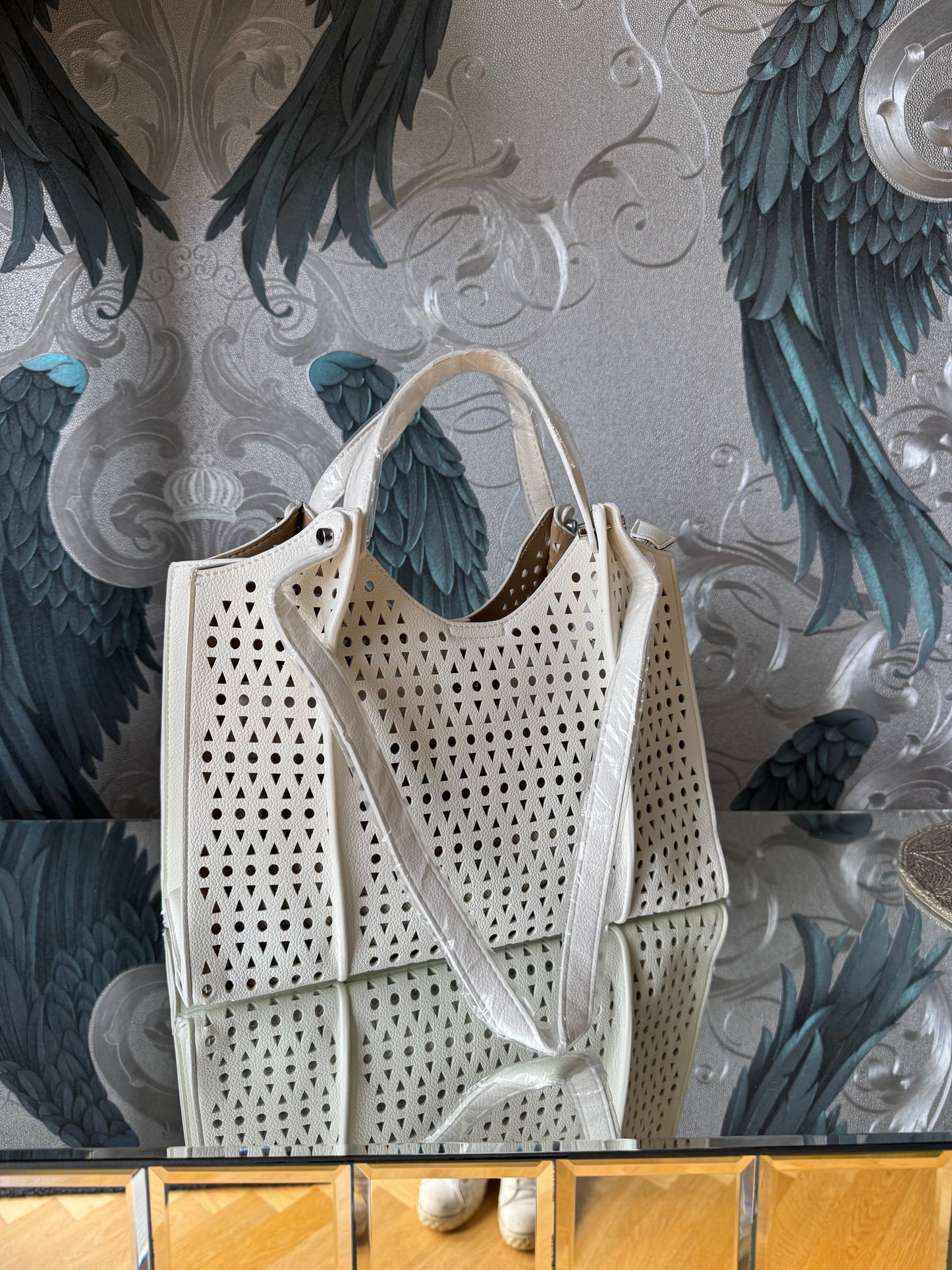 Diana Cut Out Bag - White