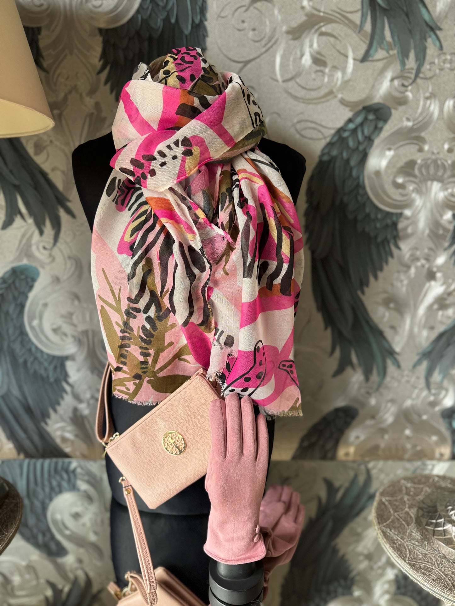 Bundle  - Scarf / Gloves / Millie