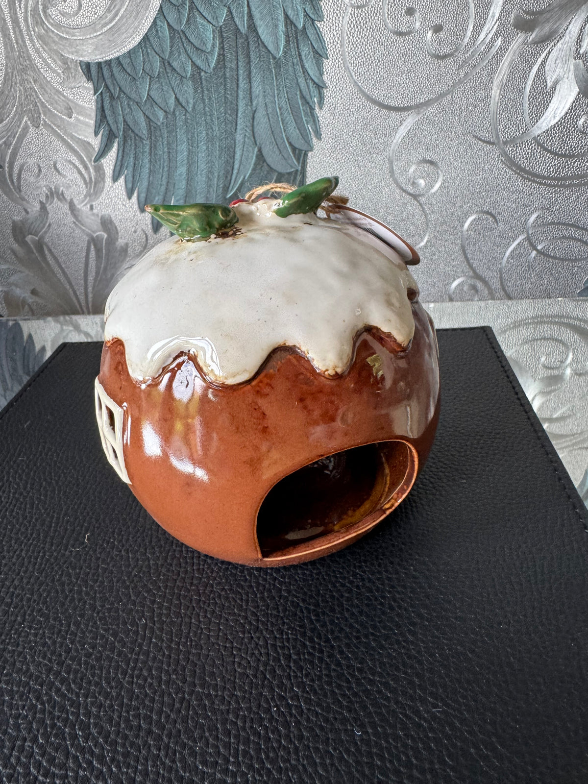 Plum Pudding Tea Light Holder