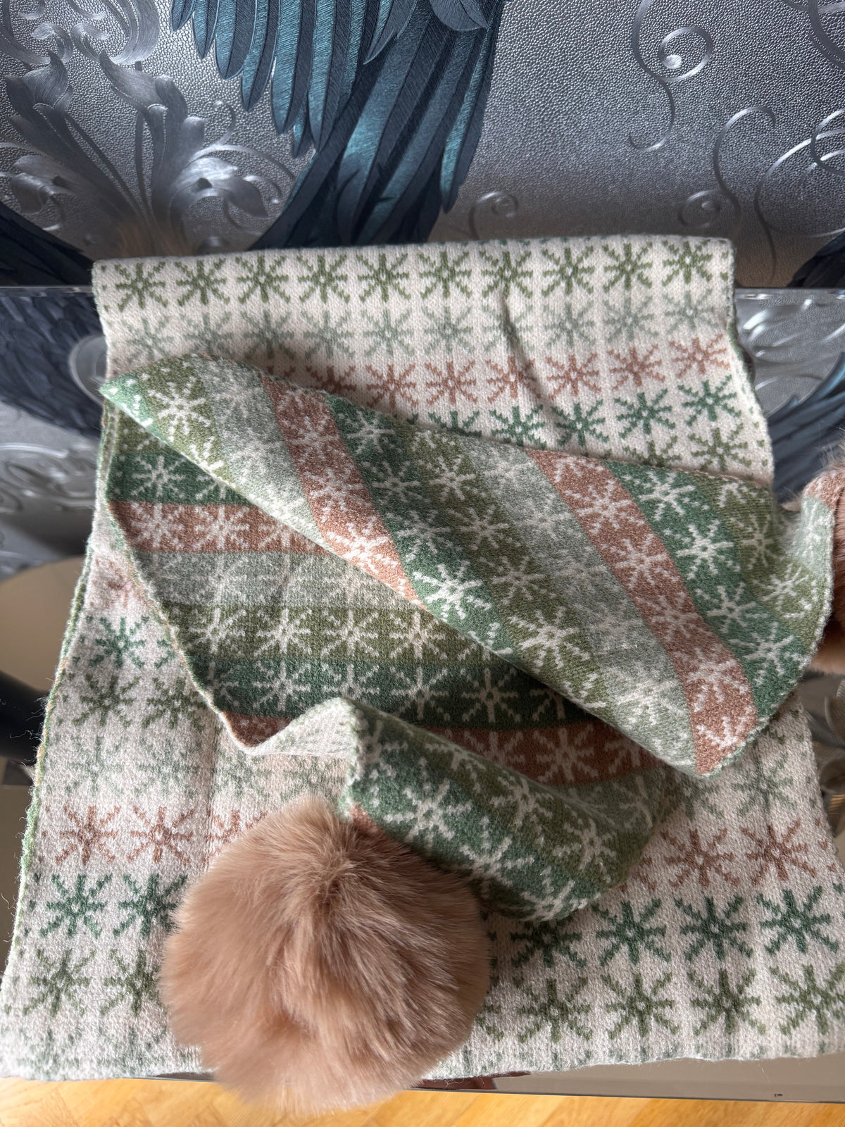Pom Snowflake Scarf