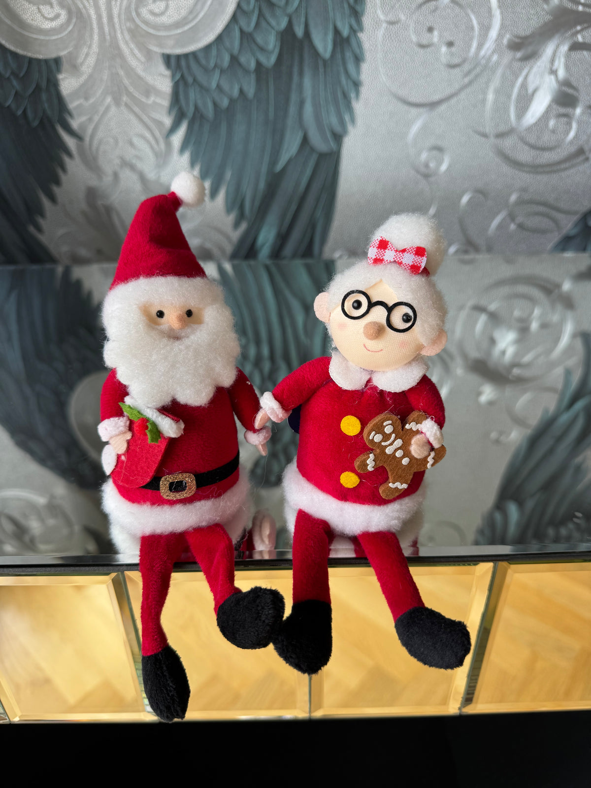 Dangling Legged Mr and Mrs Claus