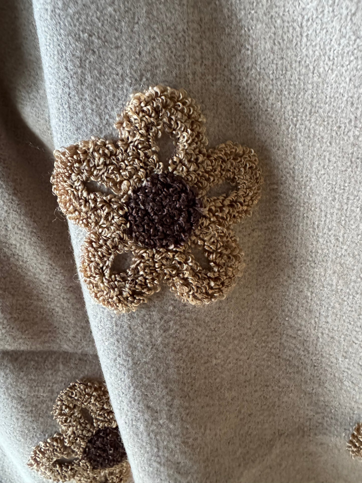 Daisy Scarf