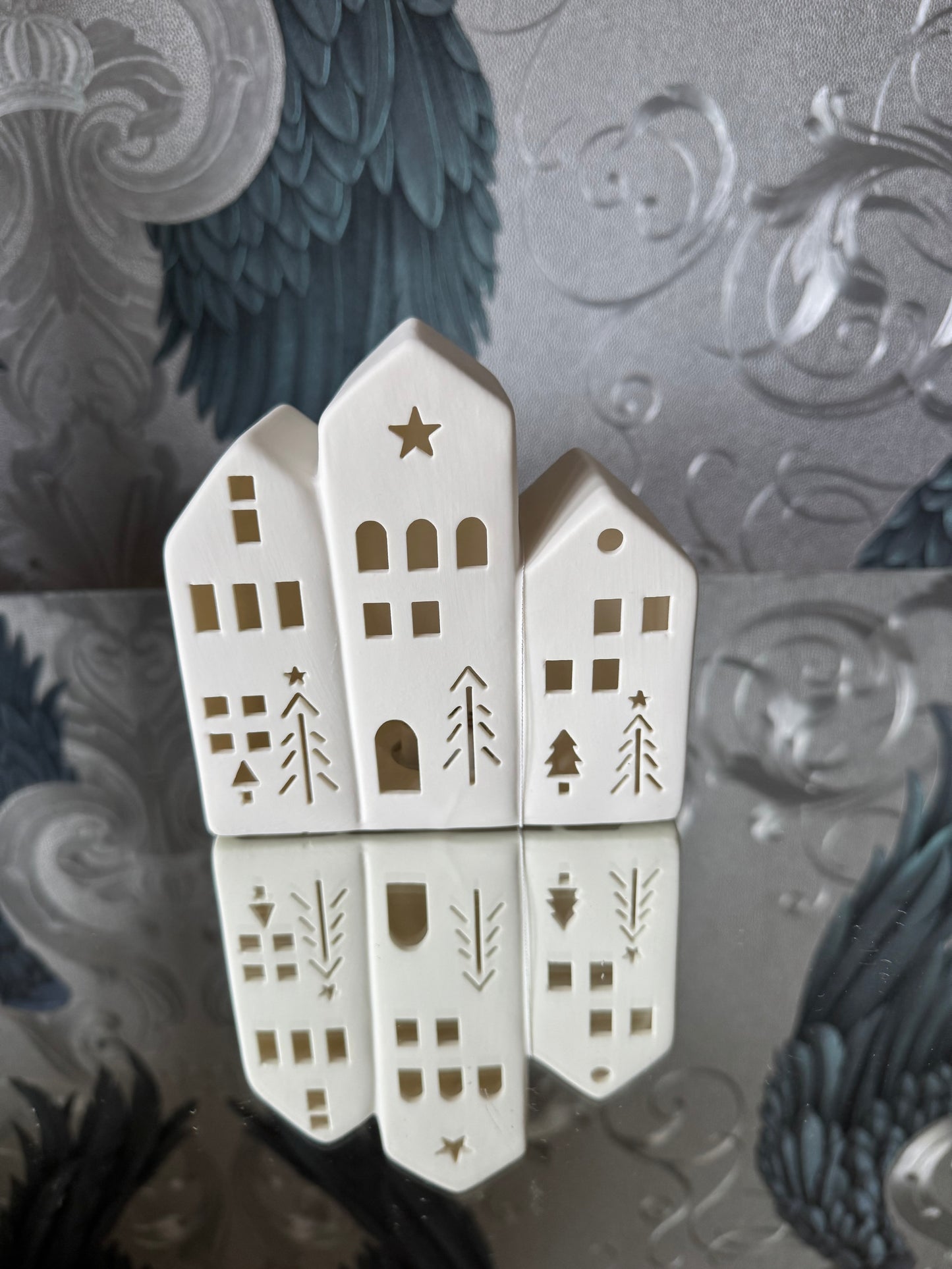 Trio Light Up LED House