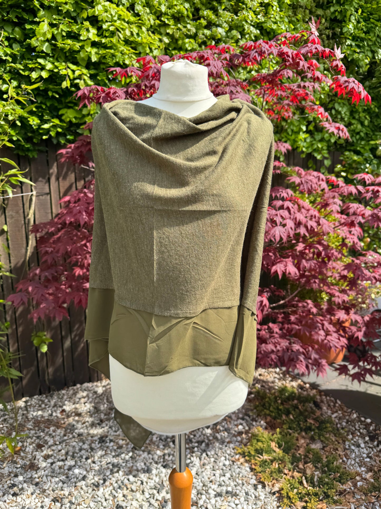 Lightweight Chiffon Edge Poncho