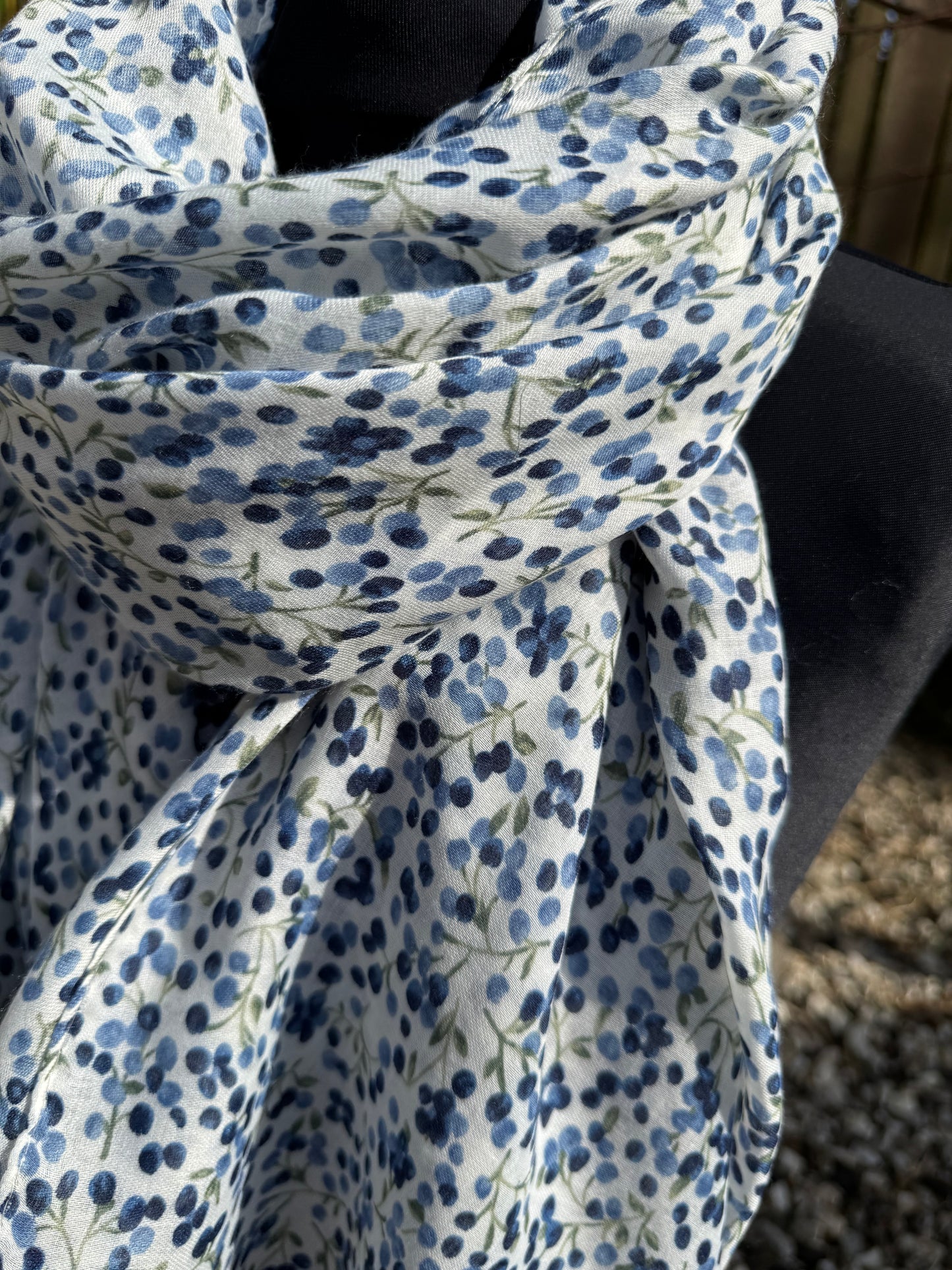 Mini Bud Scarf