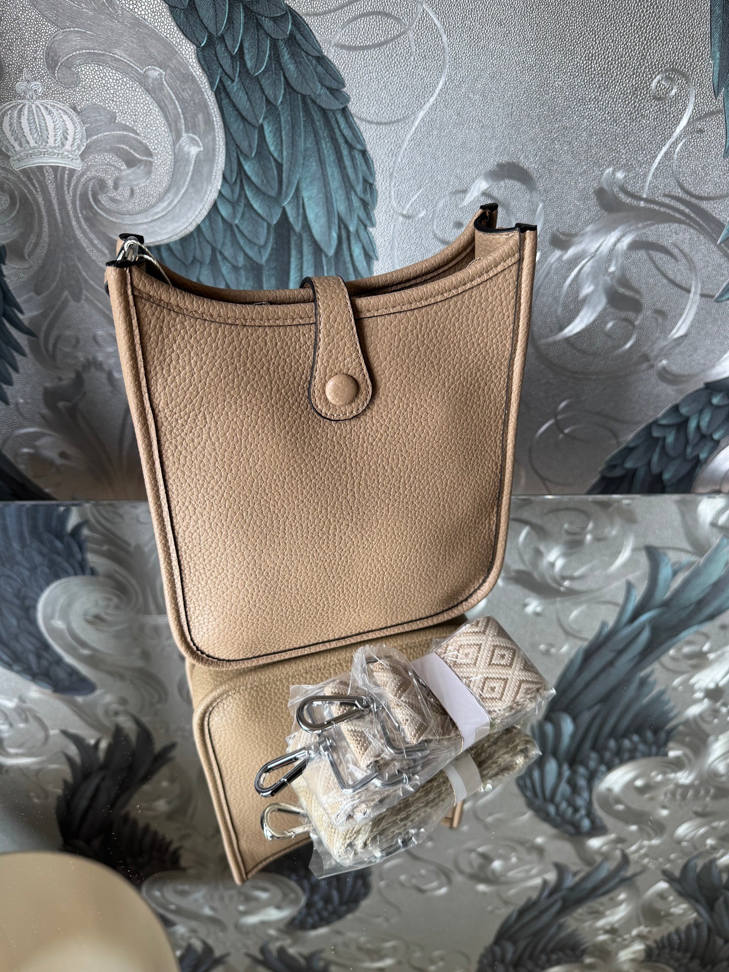 Rosa Crossbody with Strap